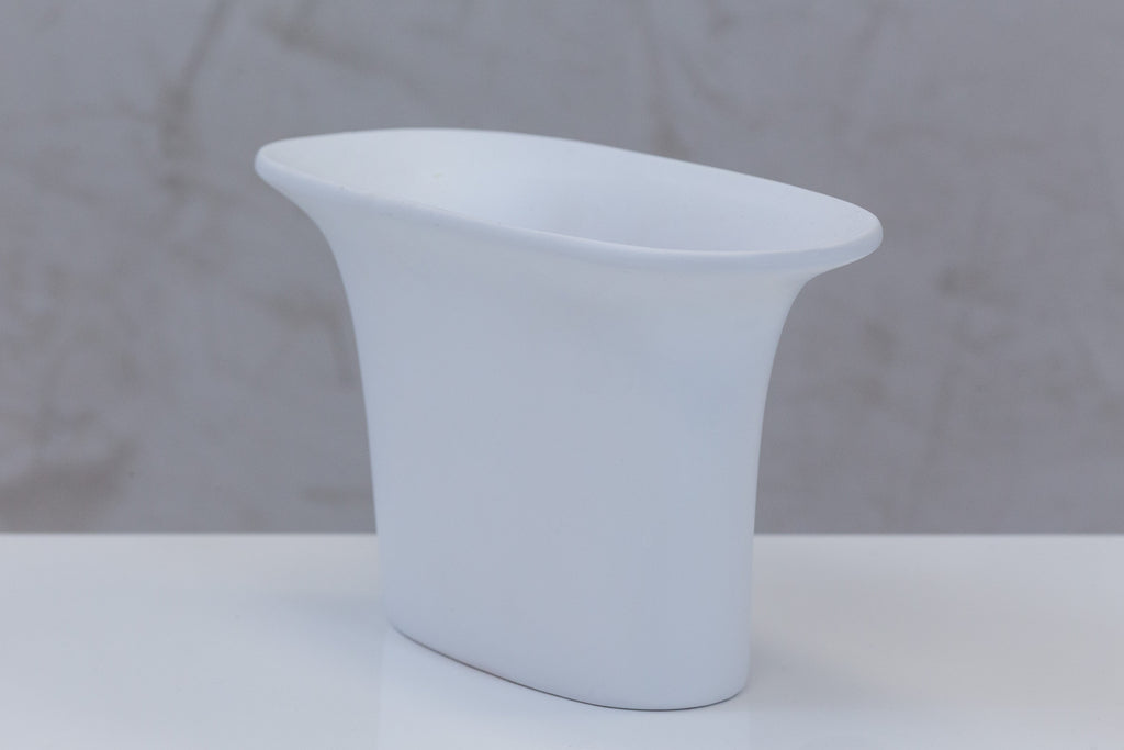 6" Flusso Oval Pot - Matt White - Casa Febus - Home • Design